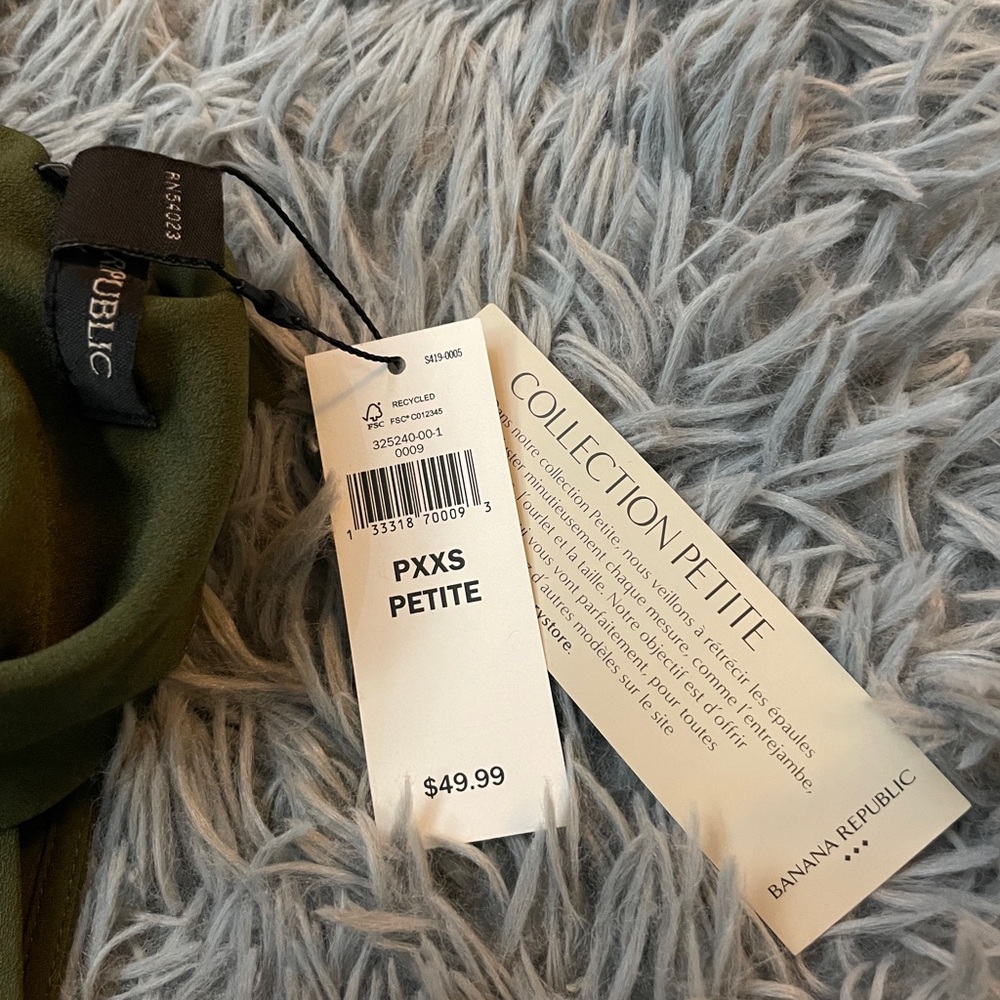 NWT Banana Republic Womens High-Neck Sleeveless Top in dark olive color - Picture 6 of 11